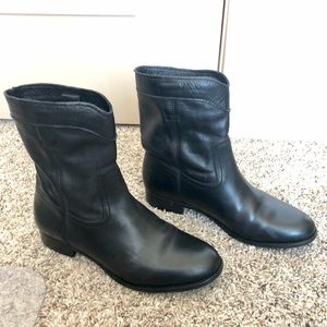 FRYE Black Ankle Boots NWOT 10